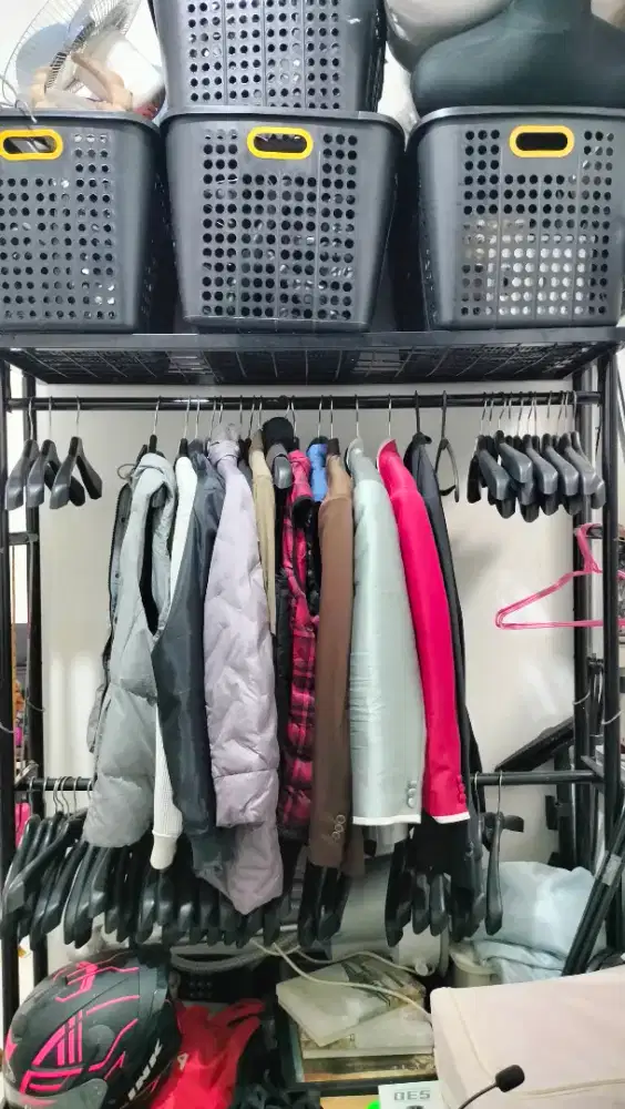Gantungan Gawang Baju Besi Tebal
