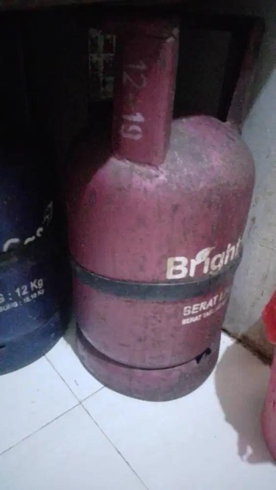 Jual tabung gas elpiji 12 kg.2bji sama 5kg. 5biji kosongan