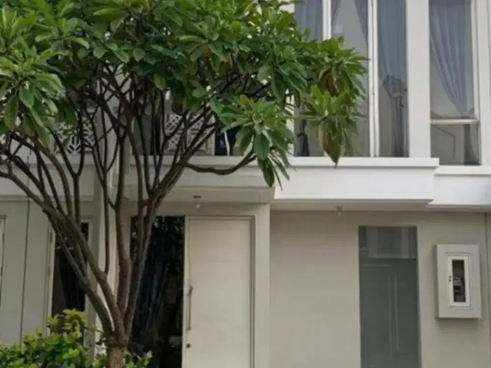 Dijual/Disewakan Rumah Grand Pakuwon