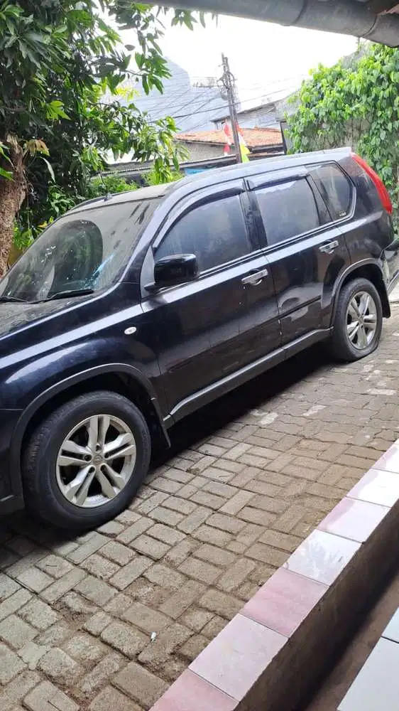 Nissan X-Trail 2012 Bensin