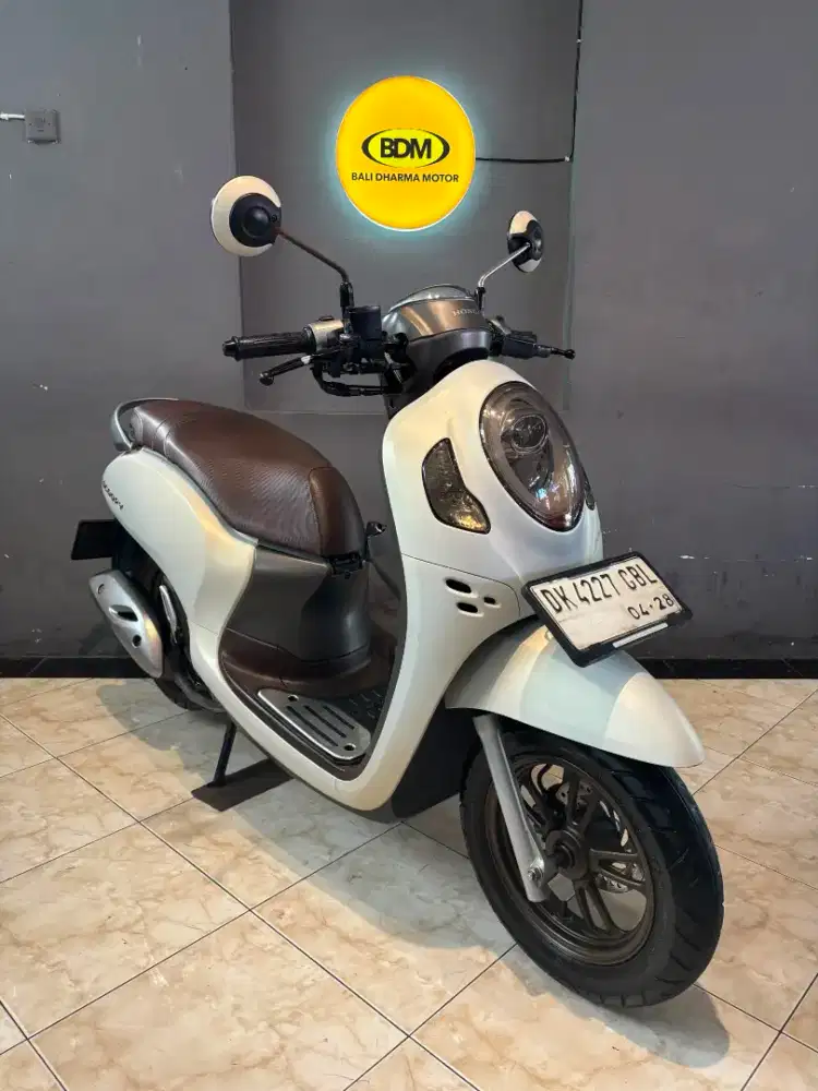 Honda. Scoopy fi thn. 2023 cash. Bali dharma. Motor