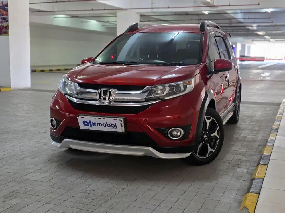 DP RENDAH - Honda BR-V 1.5 E Prestige Bensin-AT 2016