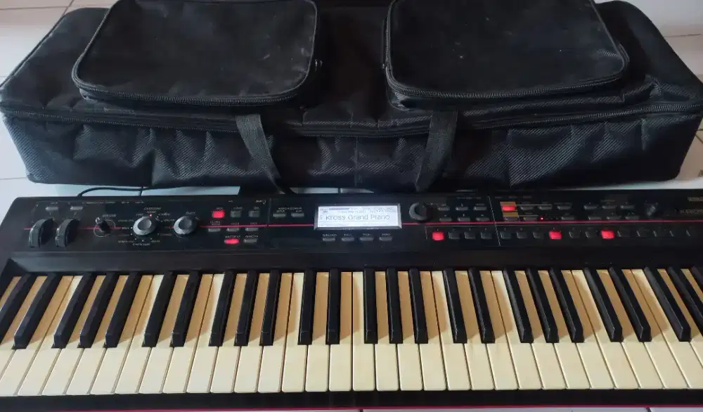Keyboard merk KORG kross 61keys include gigbag super tebal