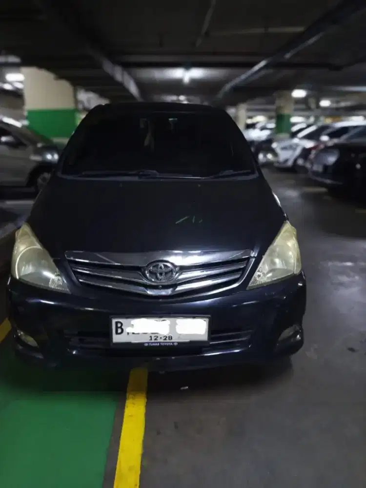 Toyota Kijang Innova V Diesel 2009 MT