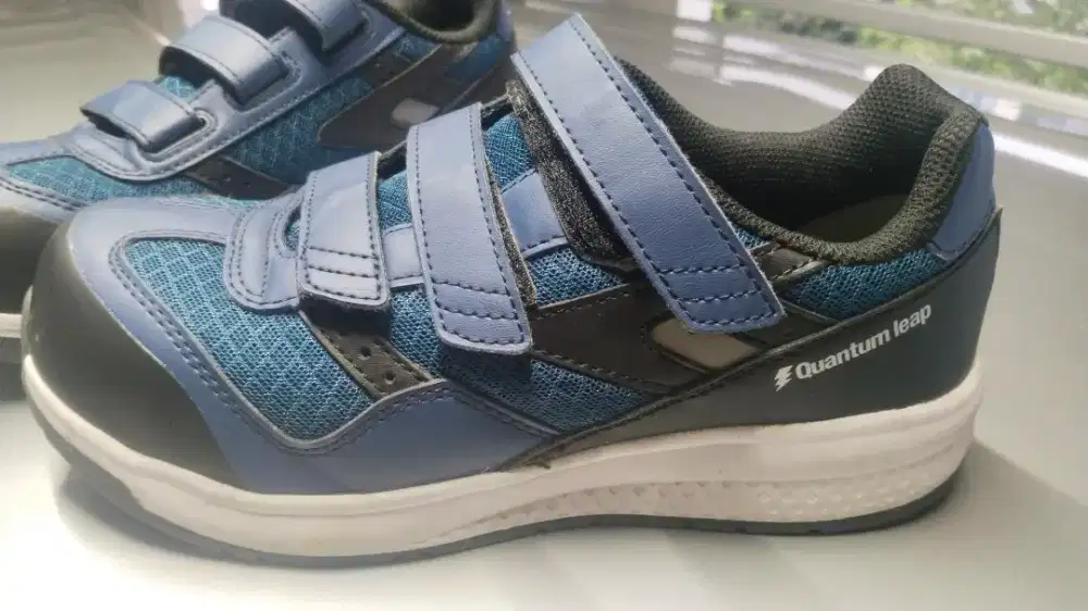 Sepatu midori bekas mulus