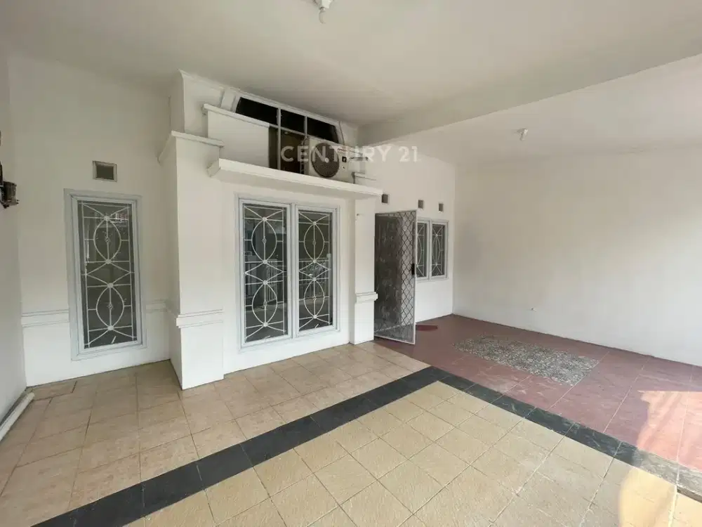 Disewakan Rumah Siap Huni Baru Renov Harapan Indah Bekasi