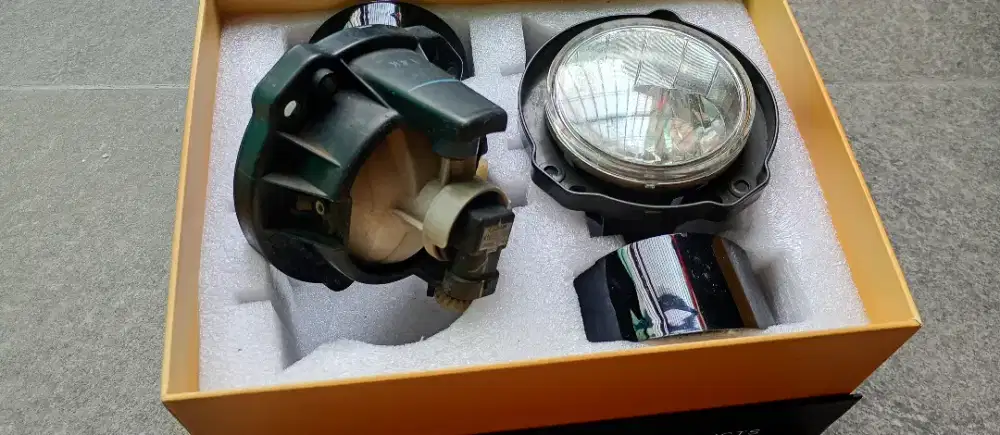 Foglam original toyota second + head unit toyota original