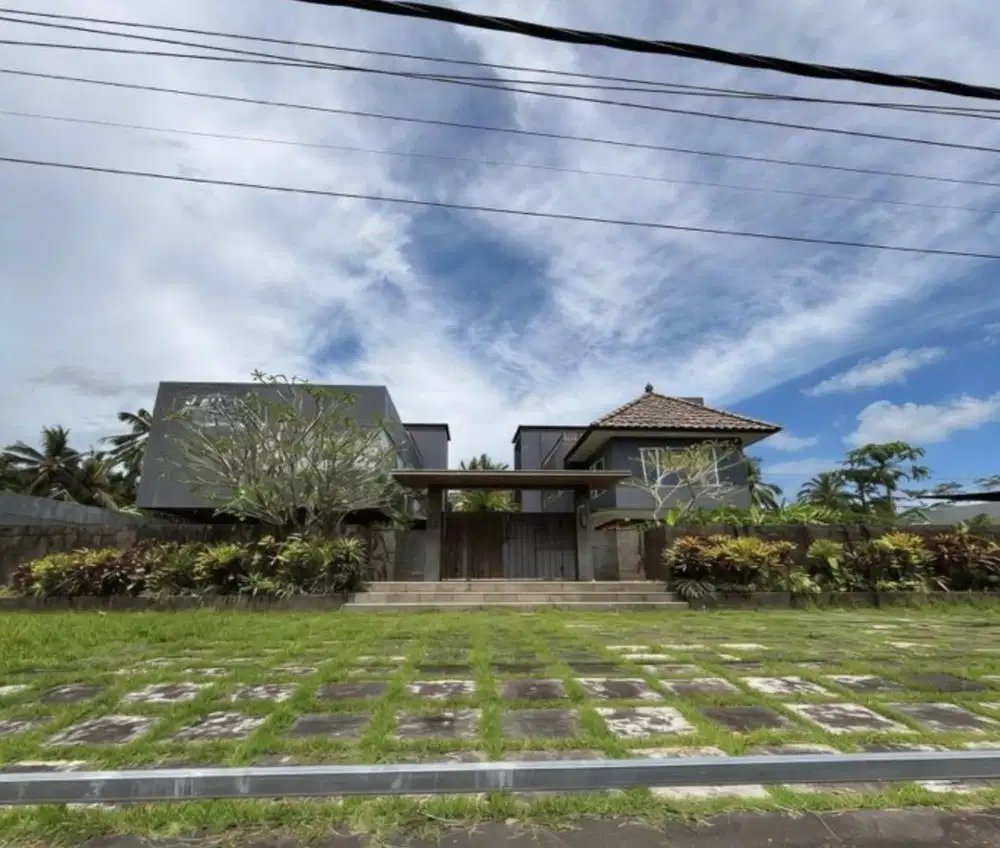 Dijual/Disewakan Villa Ubud Bali cocok untuk persewaan Villa/kantor