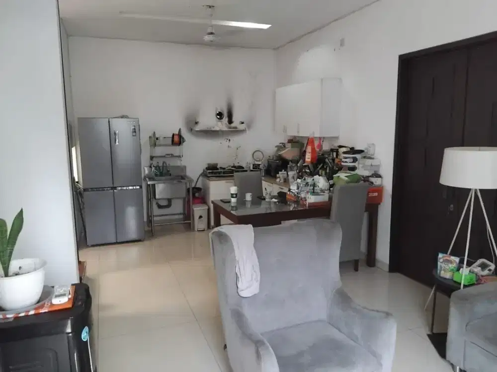 Dijual Rumah di Lebak Bulus - Harga Nego