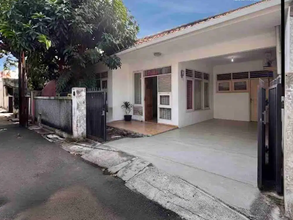 RUMAH STRATEGIS DI TEBET UTARA