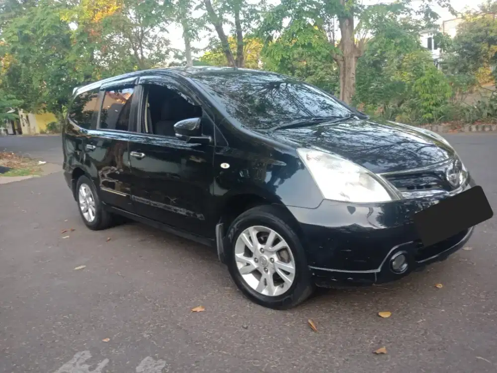 GRAND LIVINA XV MANUAL 2011