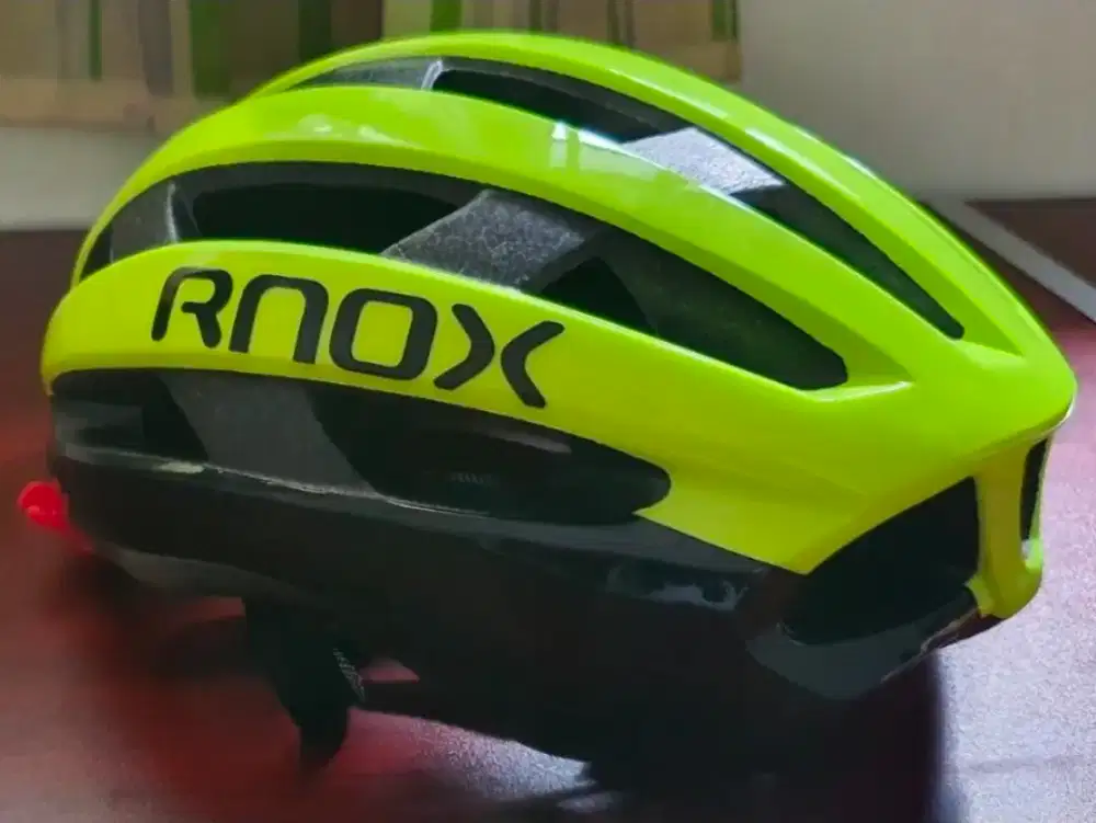 Helm sepeda rnox kuning stabilo