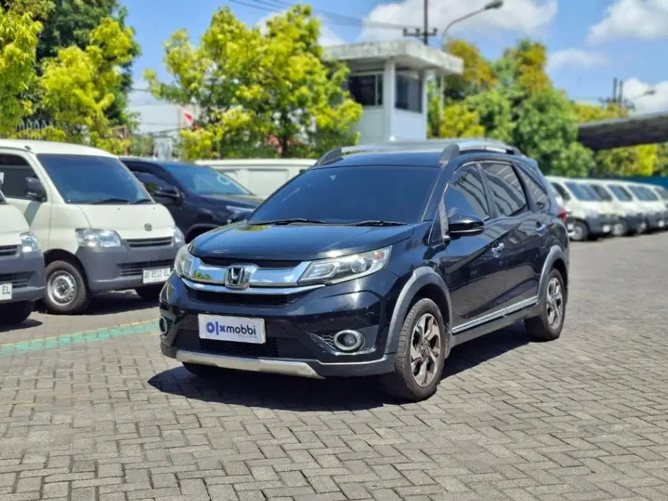 Honda
BR-V 1.5 E Bensin-AT
Automatic-2017 PY