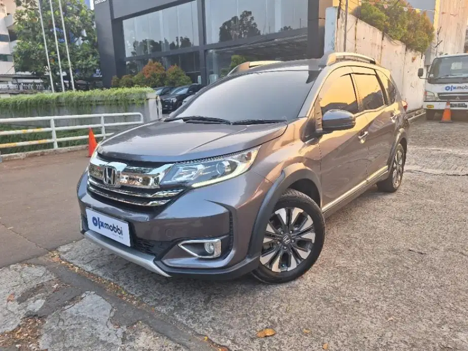 DP MURAH Honda BR-V 1.5 E Bensin-AT 2019 Abu CZGZB