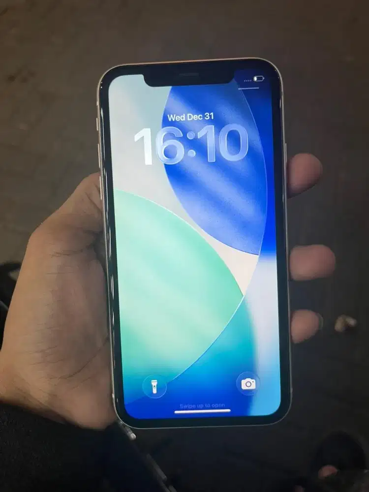 Dijual iphone 11 64 ibox