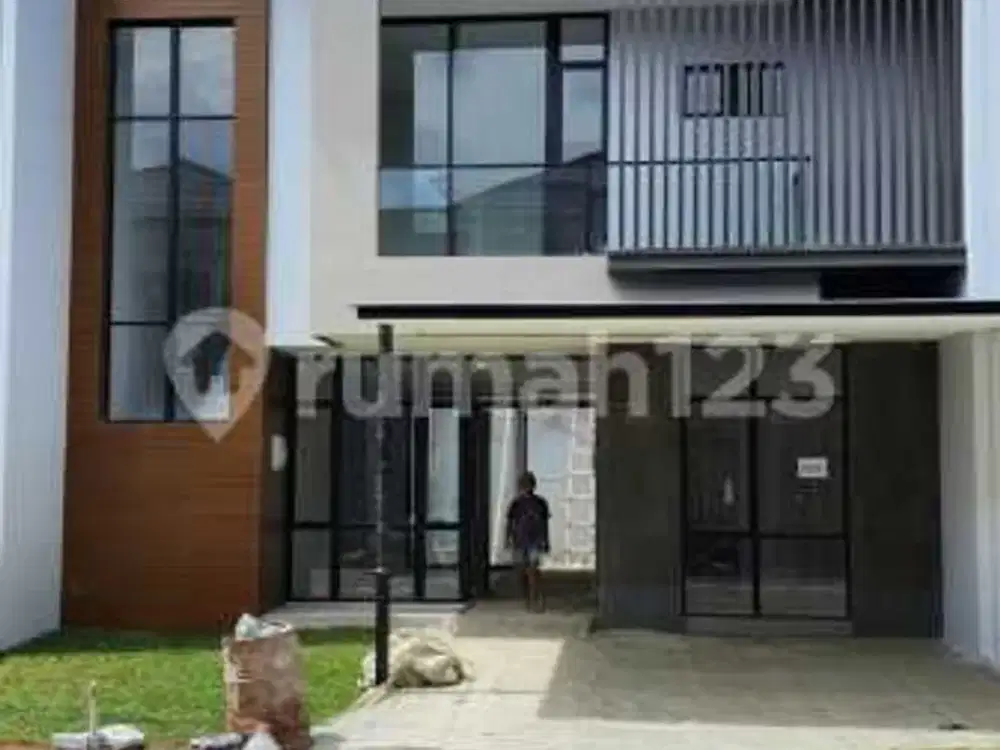 Rumah Baru Pik 2 Ukuran Besar Jual Rugi Siap Pakai