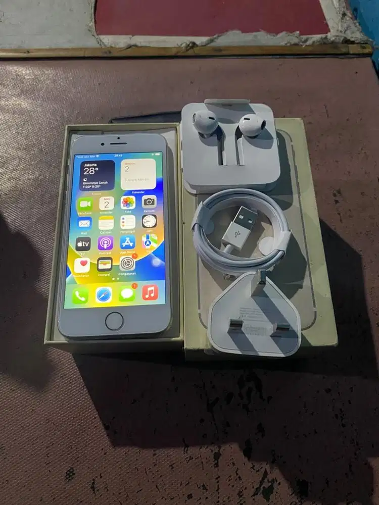 Iphone 8 White 64gb Inter