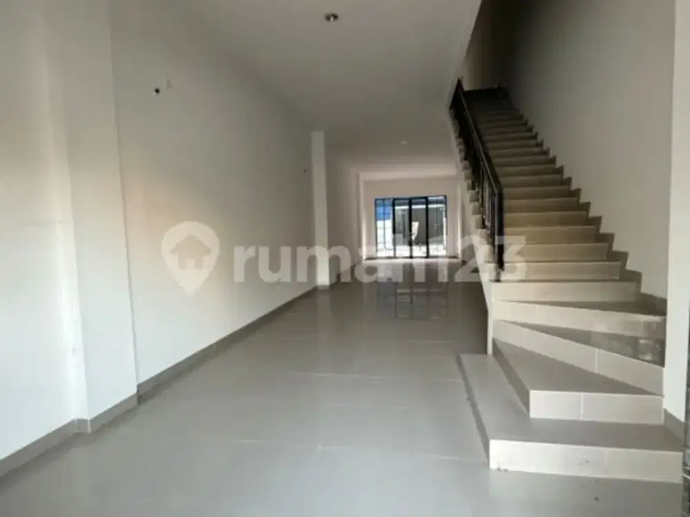 Ruko Pik 2 Osaka Hadap Jalan Raya Utama Siap Cuan