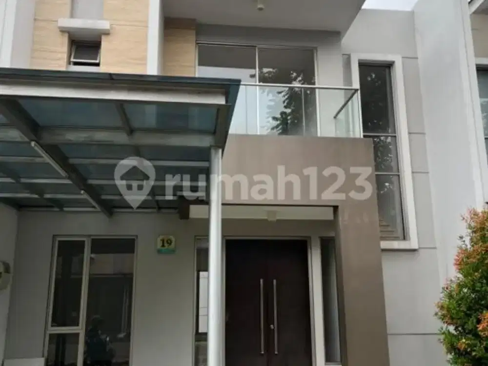 Rumah Golf Island Siap Huni Posisi Bagus Langsung Dealkan