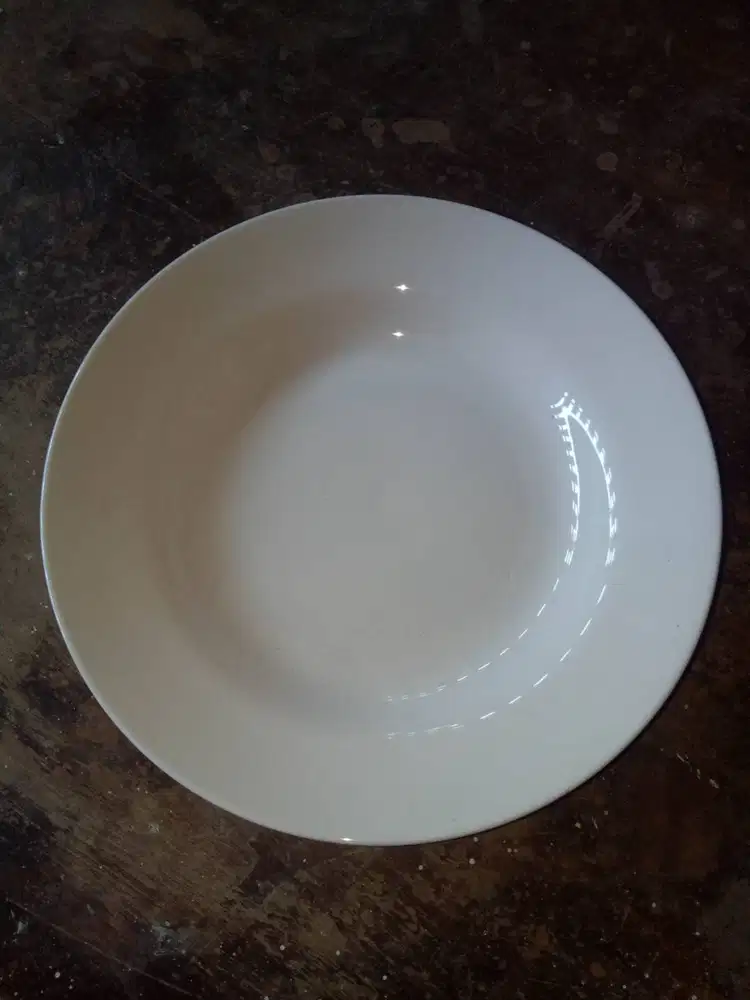 Piring porcelain kopin putih polos 9inc