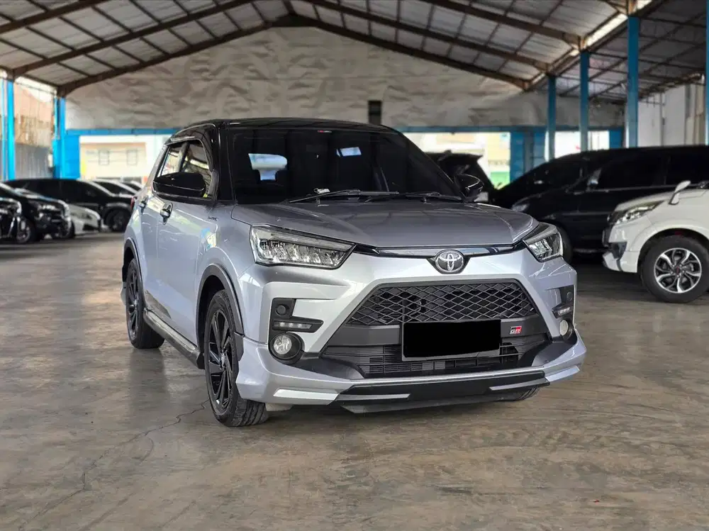 (TDP 34 JUTA) Toyota Raize 1.0 Turbo GR Sport CVT 2023 (Two Tone)