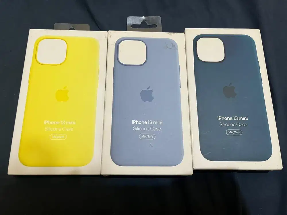 Apple iPhone 13 mini Silicone Case Original Lemon Zest Blue Fog Abyss