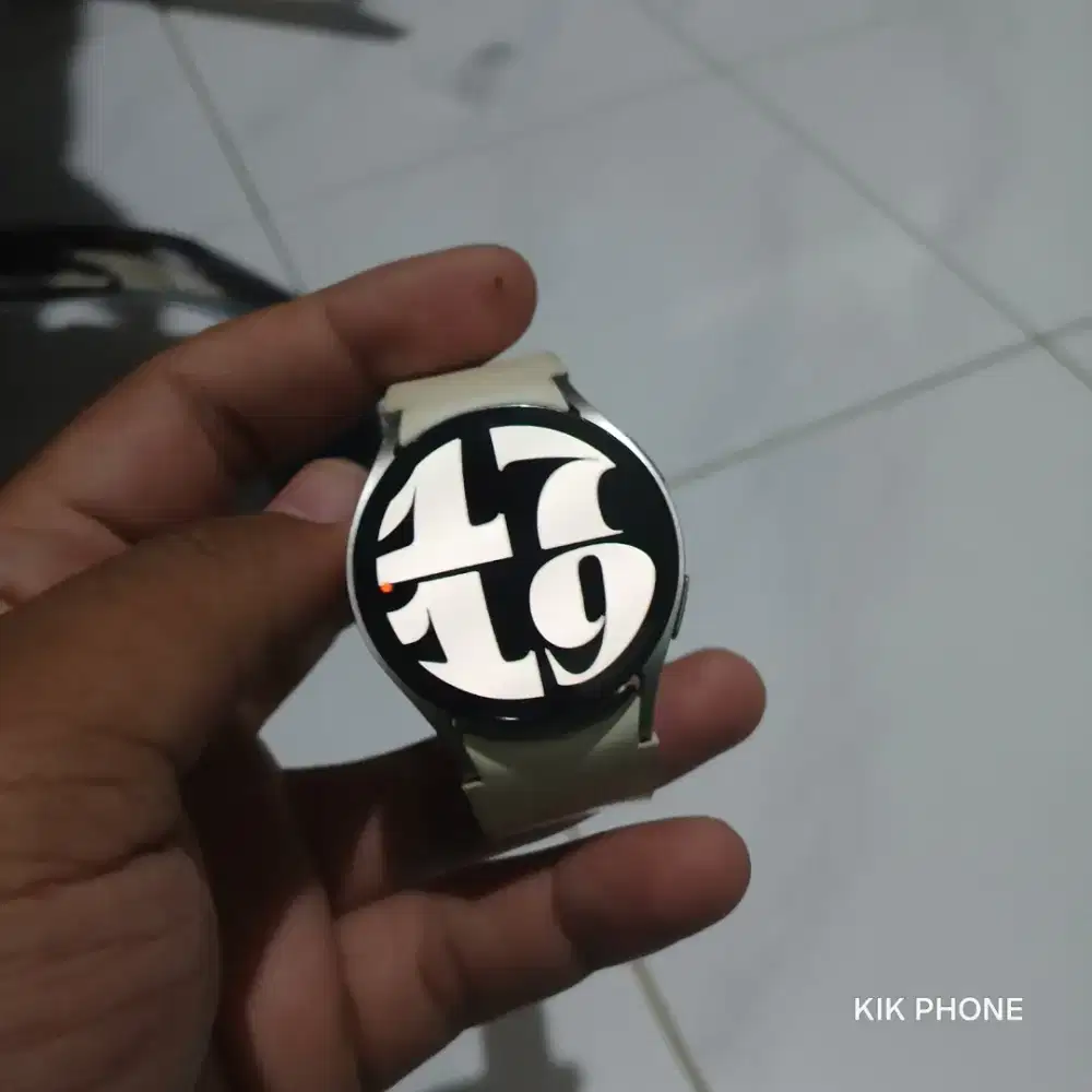 Samsung Watch 6 40mm Kelengkapan Jam dan Charger aja