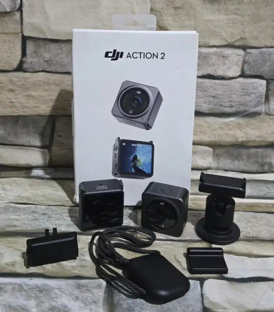 DJI Action 2 dual Screen Combo Fulset segel mulus 98%.harga 2.900 net