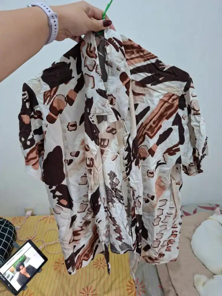 Kemeja oversized ld 120cm