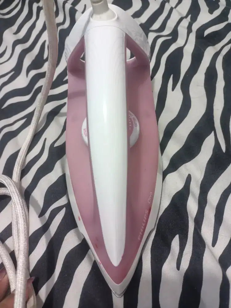 Di jual setrikaan philips Warna pink tipe GC 122