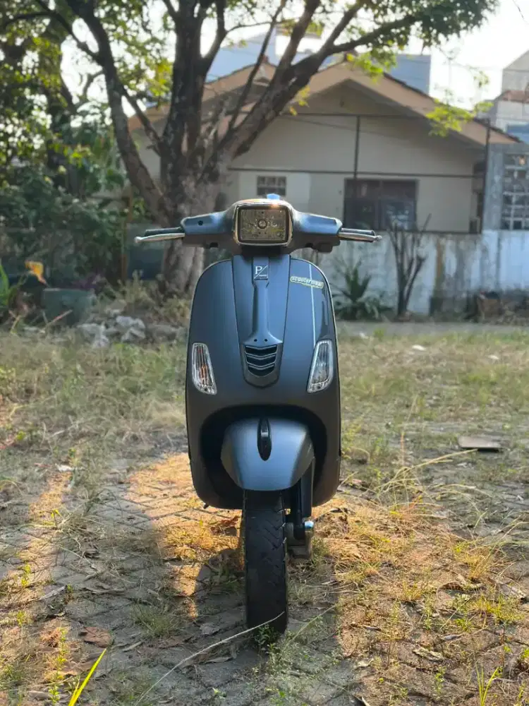 VESPA S 125 IGET 2018 ABU - TERMURAH SEINDONESIA
