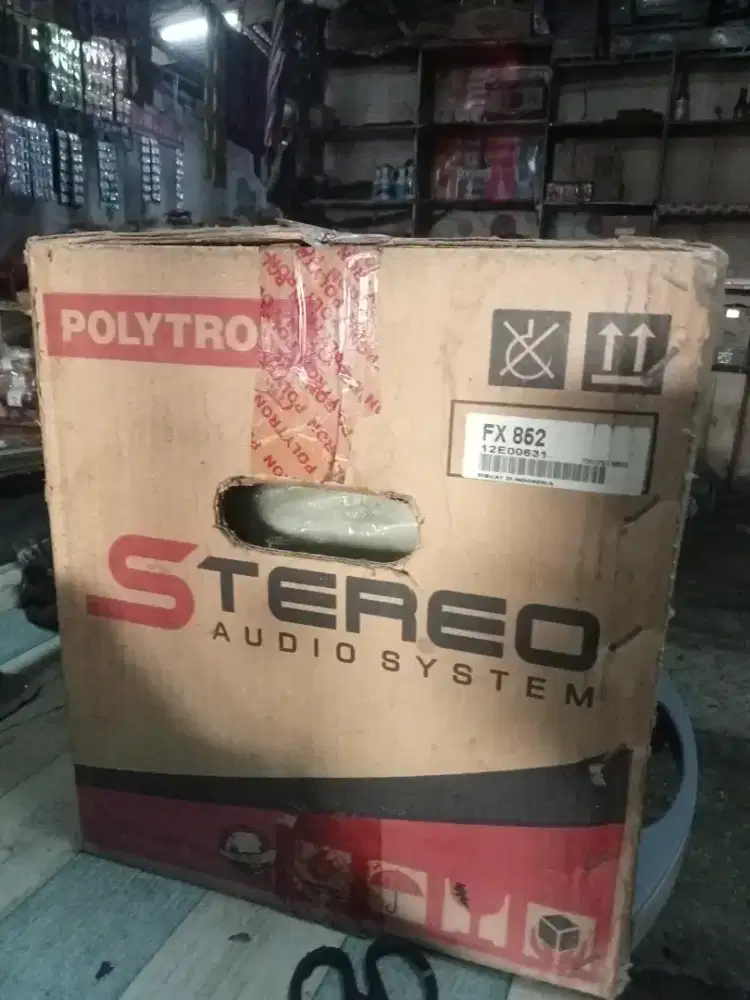 POLYTRON FX 852 STEREO