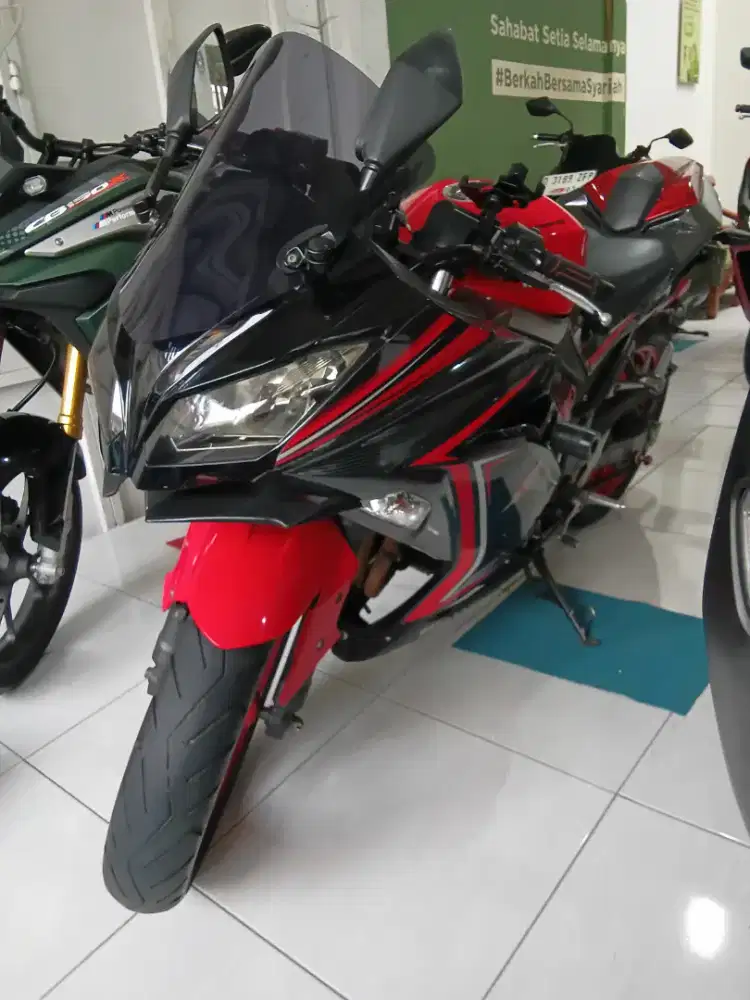 Kawasaki Ninja 250 FI SE Tahun 2015
