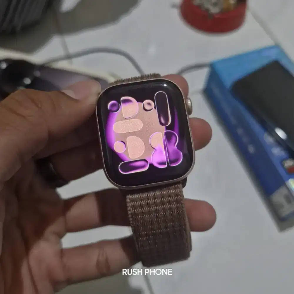 Apple Watch Series 10 GPS 42mm BH 96% Batangan Jam dan Charger aja