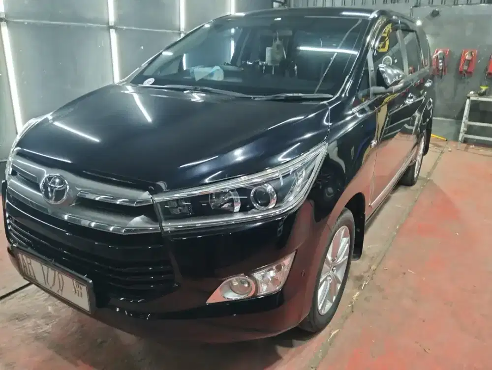 Toyota Innova Q 2.0 AT 2018