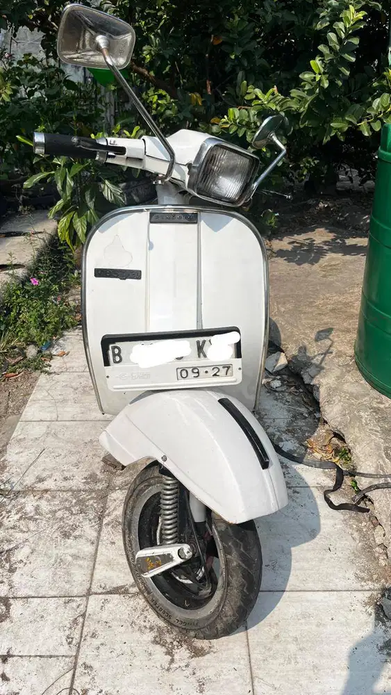Vespa P150S 1982