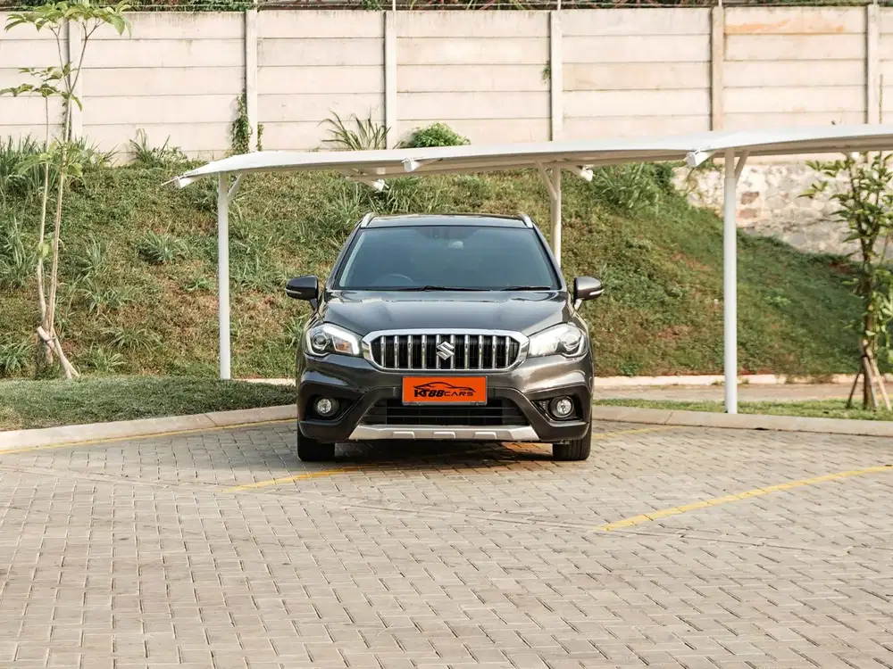Suzuki Sx4 S-cross AT 2018 Abu-Abu