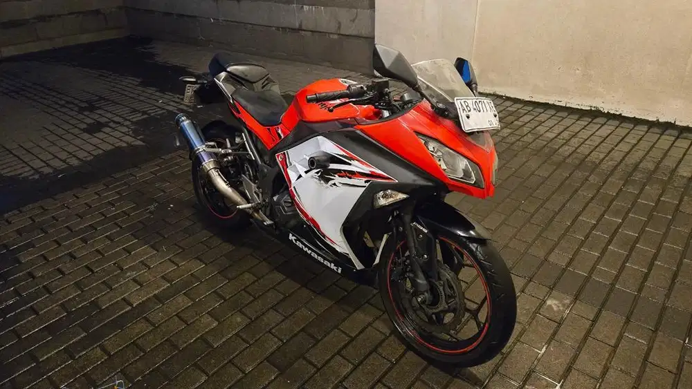 DIJUAL KAWASAKI NINJA 250 FI SPECIAL EDITION 2013
