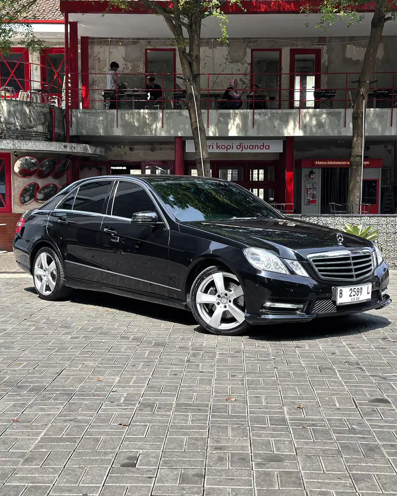 Low Km Mercedes Benz E 250 CGI