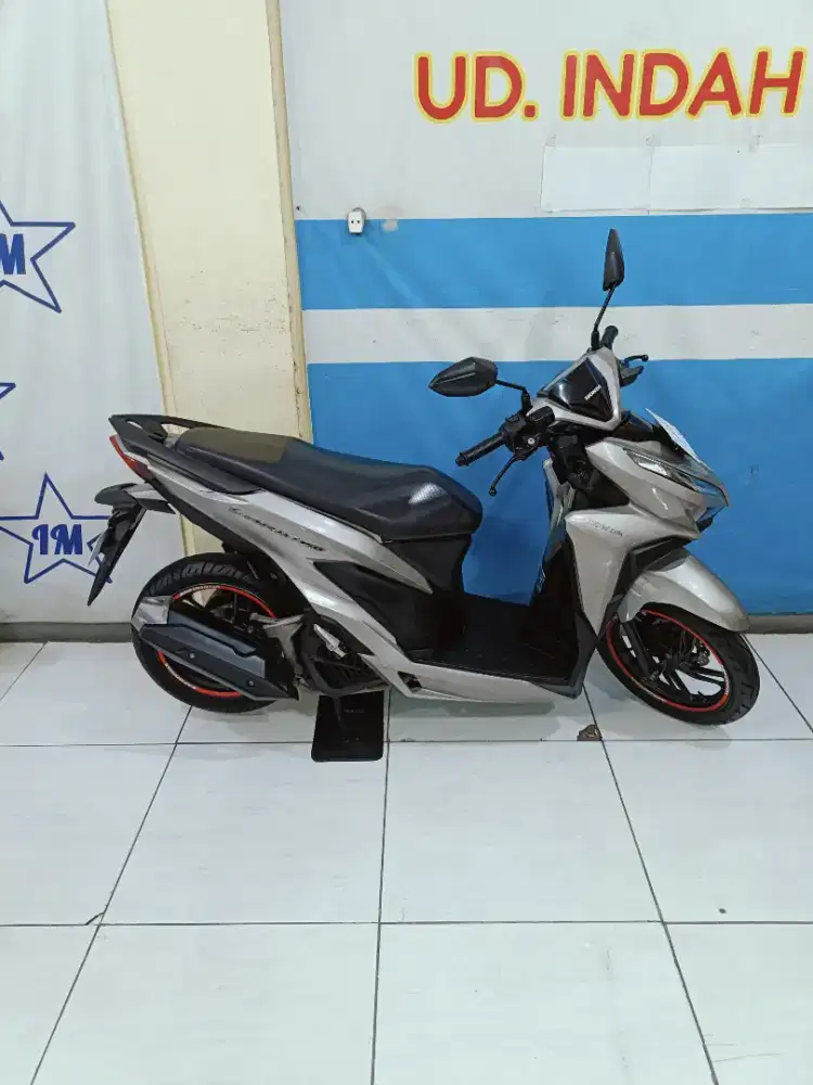 L Surabaya Honda VARIO ESP CBS ISS EXCLSV FI ECO 150 2019 bisa kredit
