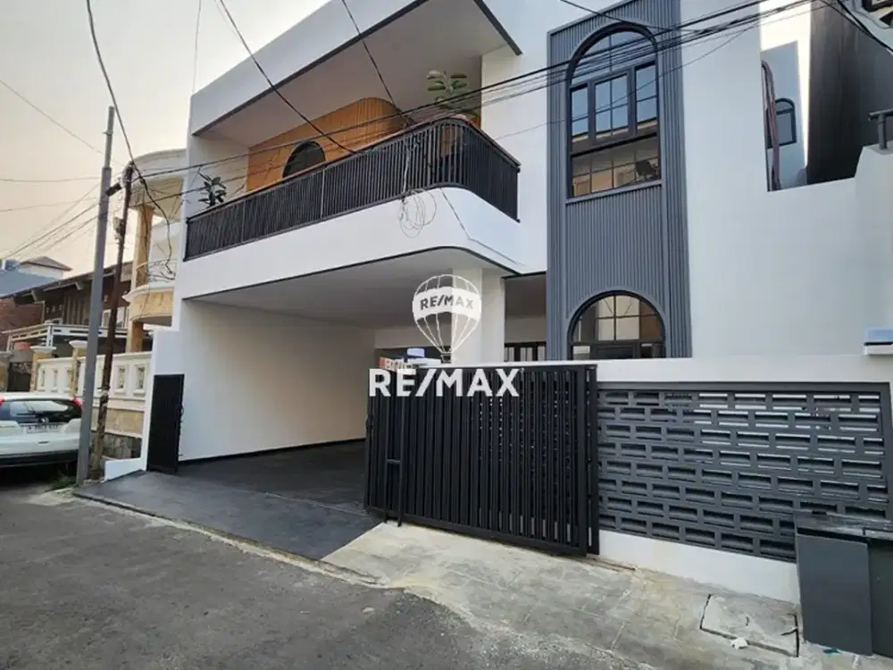 DIJUAL RUMAH BARU DI DAERAH AMPERA KEMANG JAKARTA SELATAN