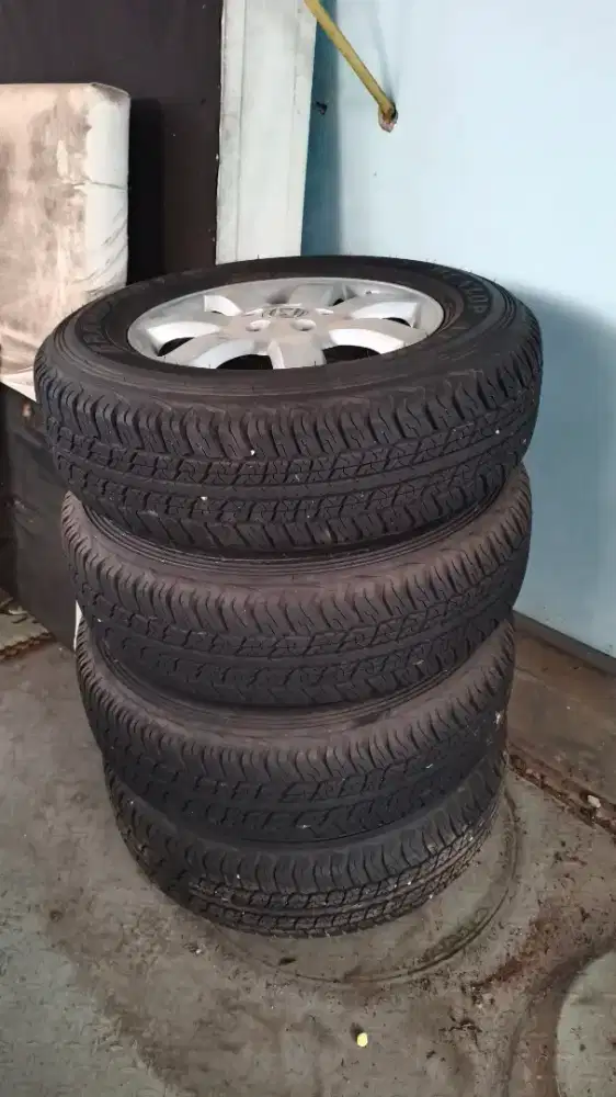 Jual Ban Dunlop like new 225/70/R17