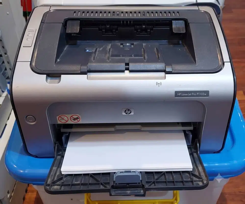Printer HP LaserJet P1006 (Kondisi Menyala/ON - Untuk Sparepart)