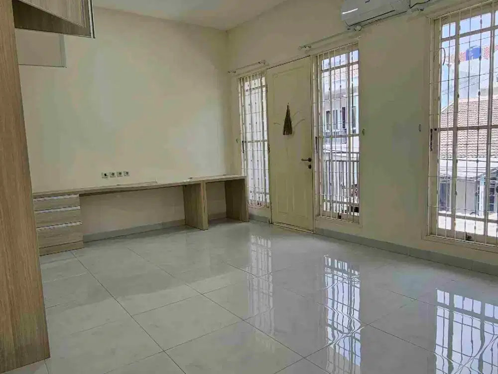 rumah cengkir barat 2lantai dekat MKG jakarta utara