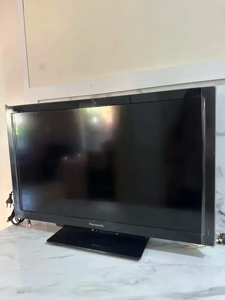 Jual Tv panasonic 32inch, speaker, boster, mic