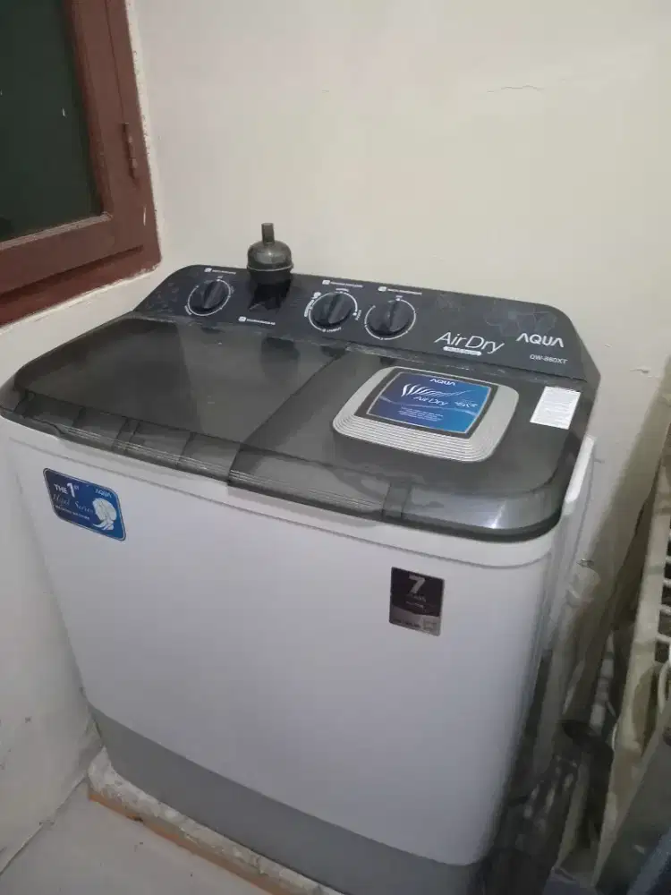 Dijual Mesin cuci merk Aqua, kondisi sangat bagus