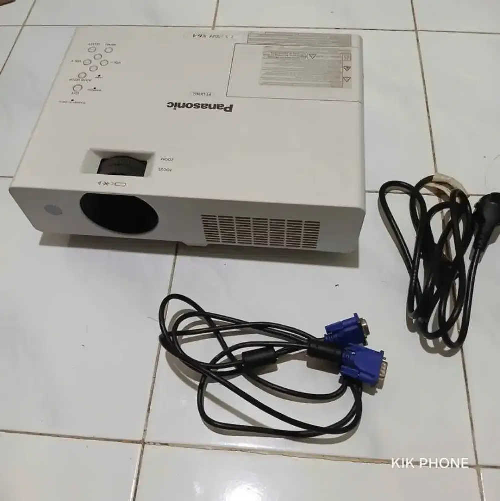 Proyektor Panasonic PT-LX26H