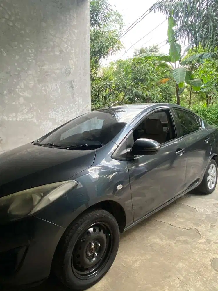 Mazda 2 2012 Bensin