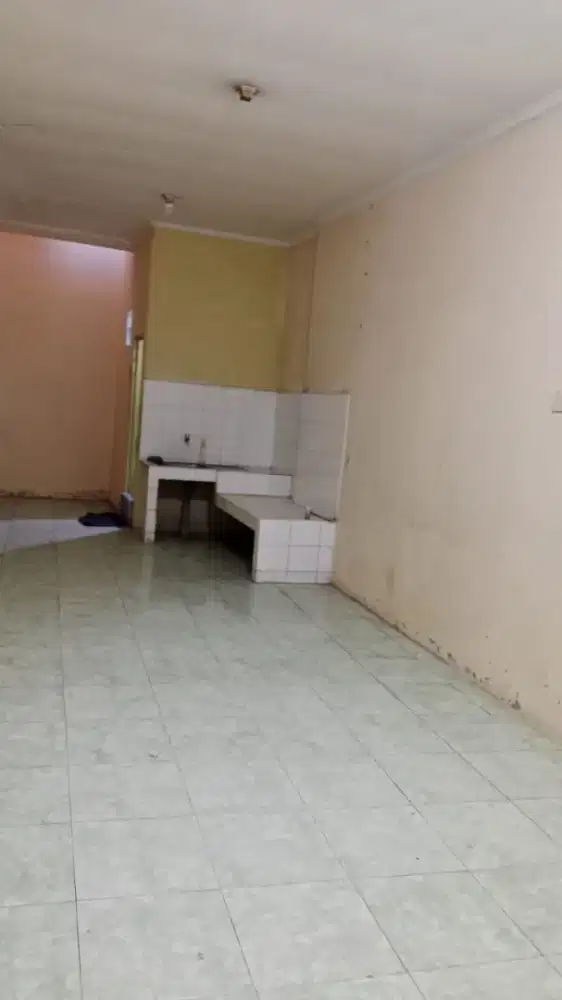 Rumah dikontrakan / disewakan pertahun