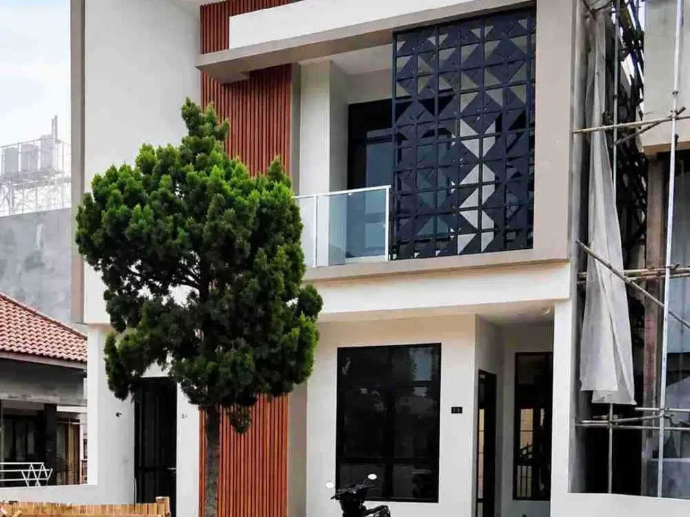 Rumah Modern di Singgasana Pradana Mekar Wangi